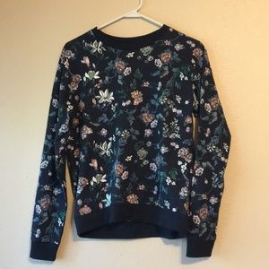 NWOT Navy Blue Floral Sweatshirt